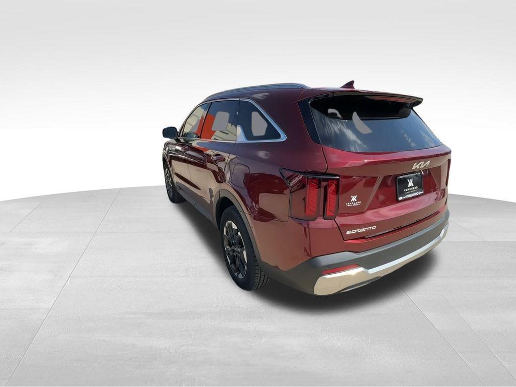 new 2025 Kia Sorento car, priced at $32,629