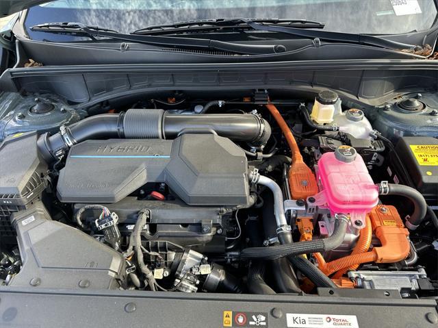 new 2025 Kia Sorento Hybrid car, priced at $38,491