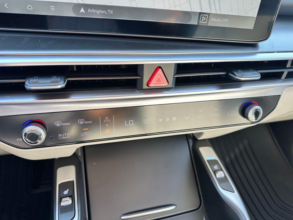 new 2026 Kia Sorento Plug-In Hybrid car, priced at $48,405