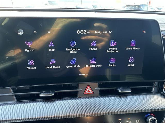new 2025 Kia Sportage Hybrid car, priced at $36,669