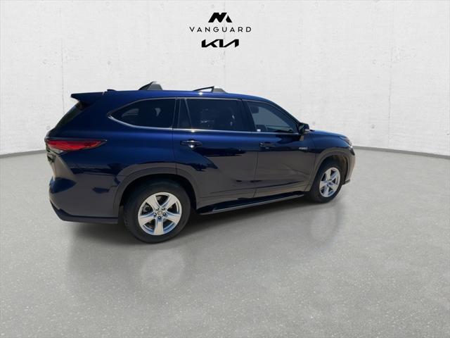used 2021 Toyota Highlander Hybrid car, priced at $28,145