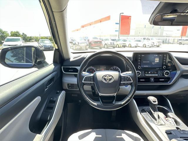 used 2021 Toyota Highlander Hybrid car, priced at $28,145