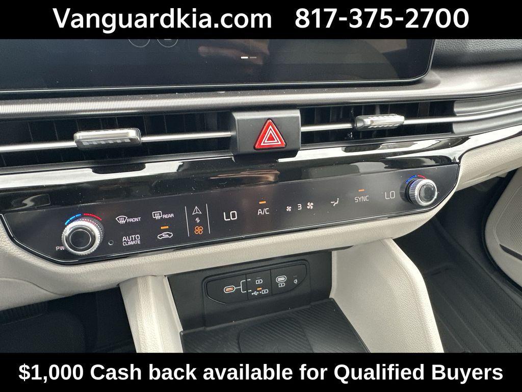new 2026 Kia Sportage car, priced at $30,679