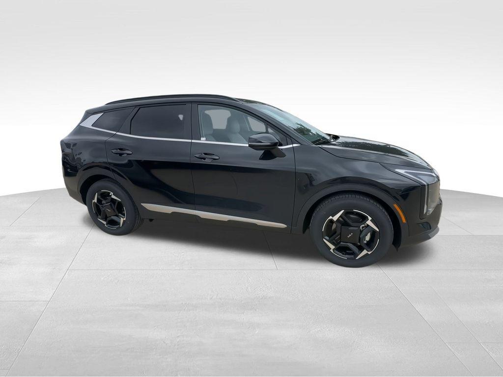 new 2026 Kia Sportage car, priced at $30,679