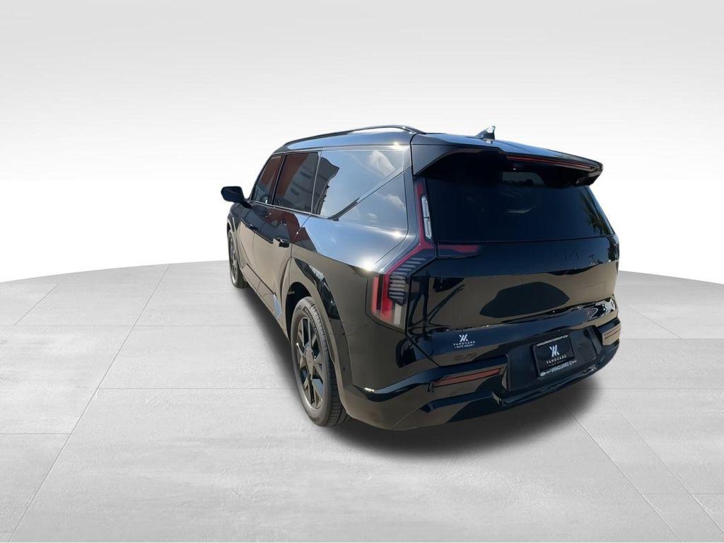 new 2026 Kia EV9 car, priced at $59,826
