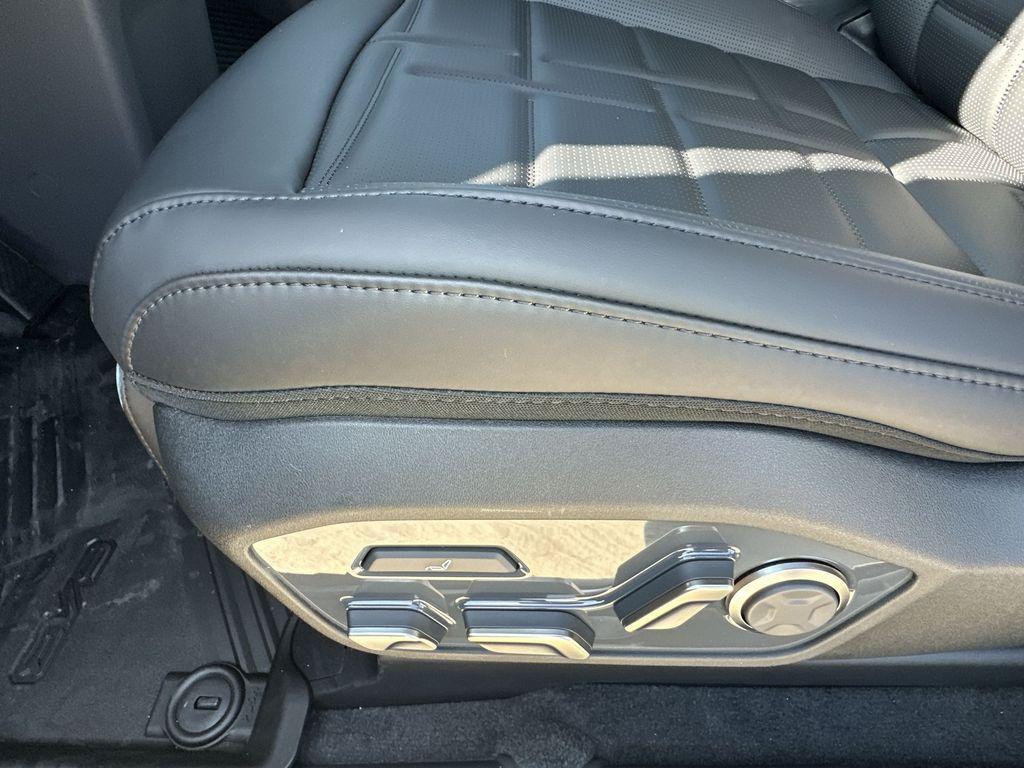 new 2026 Kia EV9 car, priced at $59,826