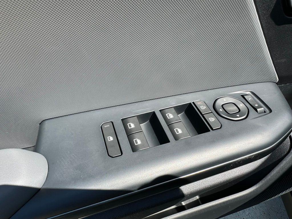 new 2025 Kia K4 car, priced at $22,918