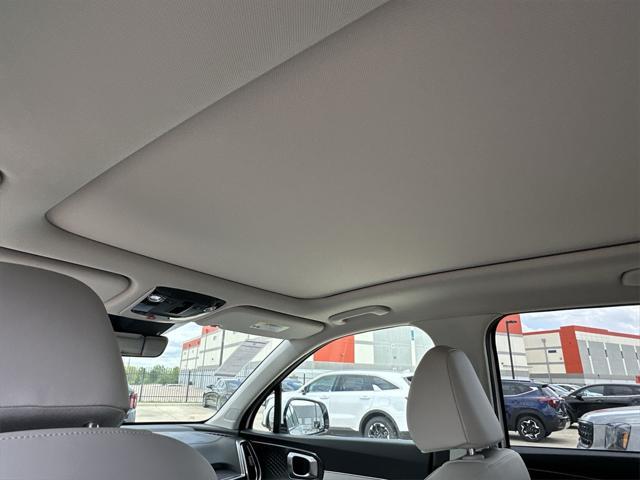 new 2025 Kia Sorento car, priced at $35,080