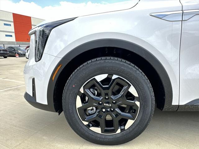 new 2025 Kia Sorento car, priced at $35,080