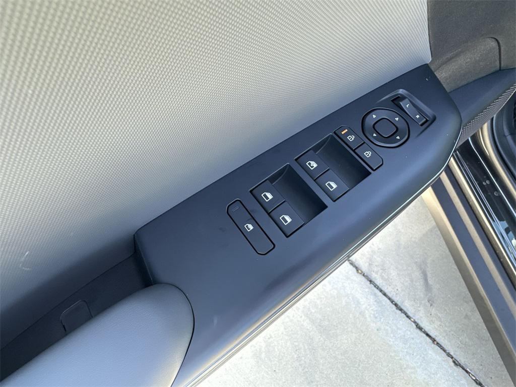 new 2025 Kia K4 car, priced at $22,457