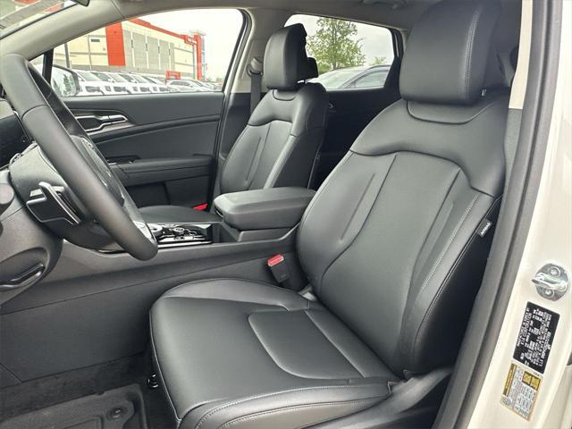 new 2025 Kia Sportage Hybrid car, priced at $32,977
