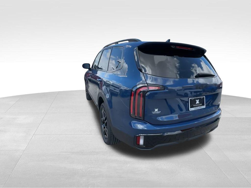 new 2025 Kia Telluride car, priced at $50,136