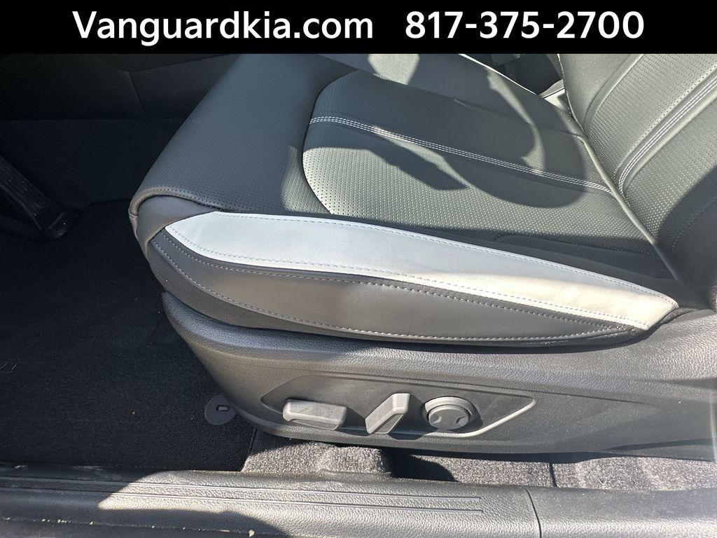 new 2025 Kia K5 car, priced at $28,384