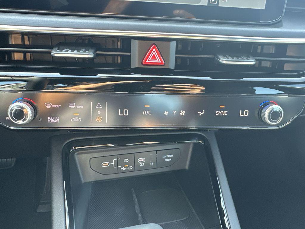 new 2025 Kia K5 car, priced at $28,134