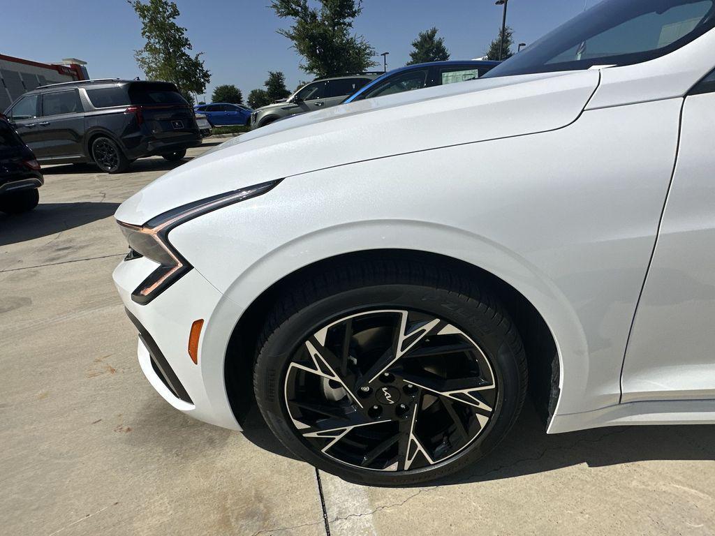 new 2025 Kia K5 car, priced at $28,134