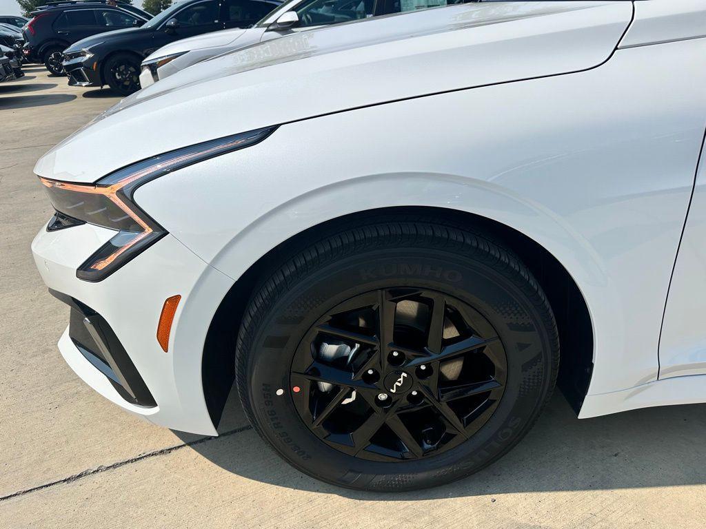 new 2026 Kia K5 car, priced at $26,825