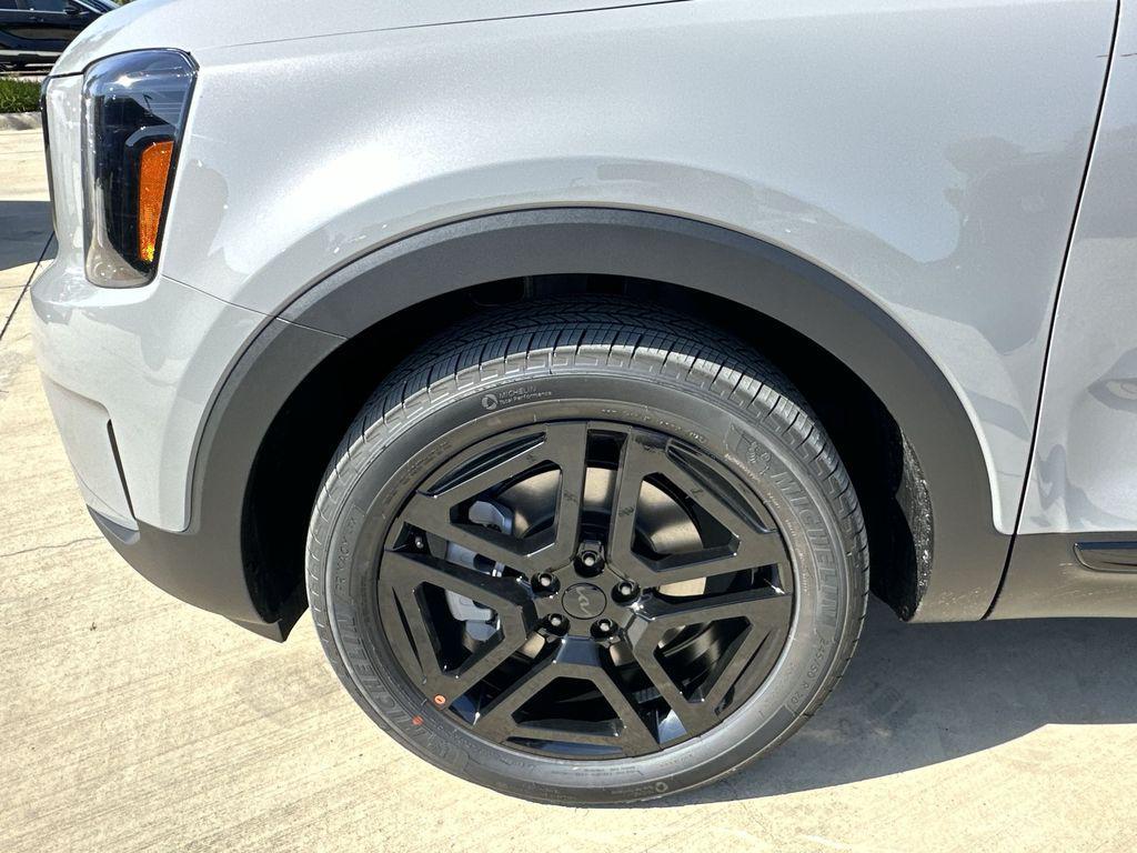 new 2025 Kia Telluride car, priced at $49,662