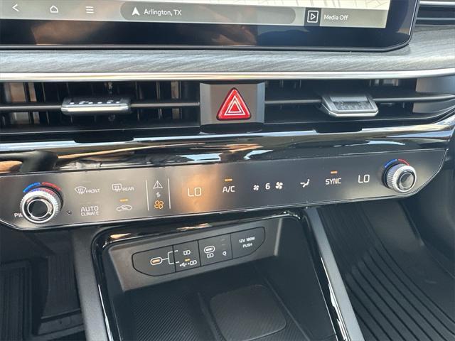 new 2025 Kia K5 car, priced at $33,884