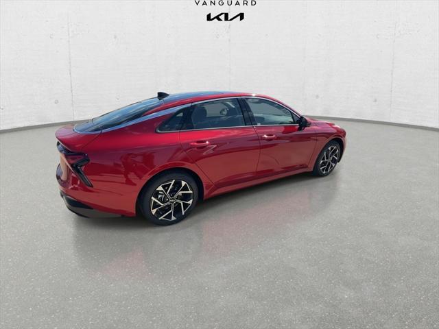 new 2025 Kia K5 car, priced at $33,884
