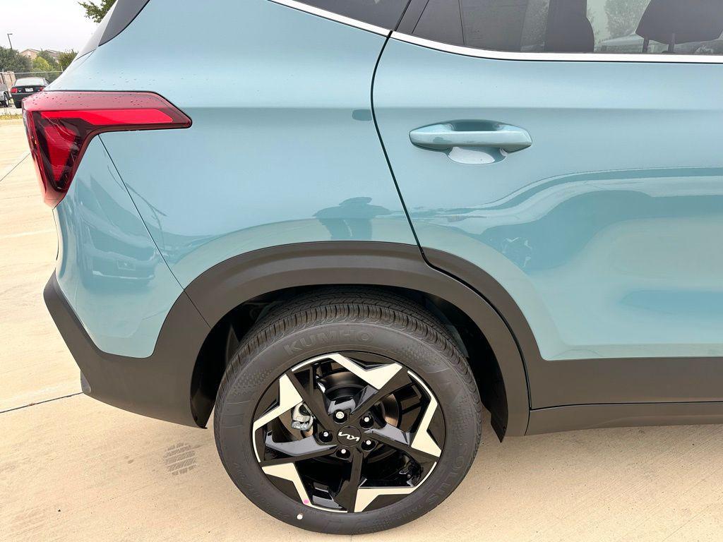 new 2026 Kia Seltos car, priced at $26,535