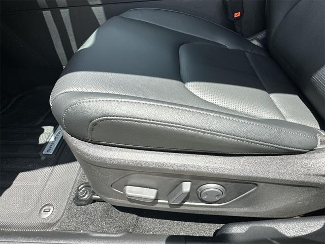new 2026 Kia Sportage car, priced at $30,898