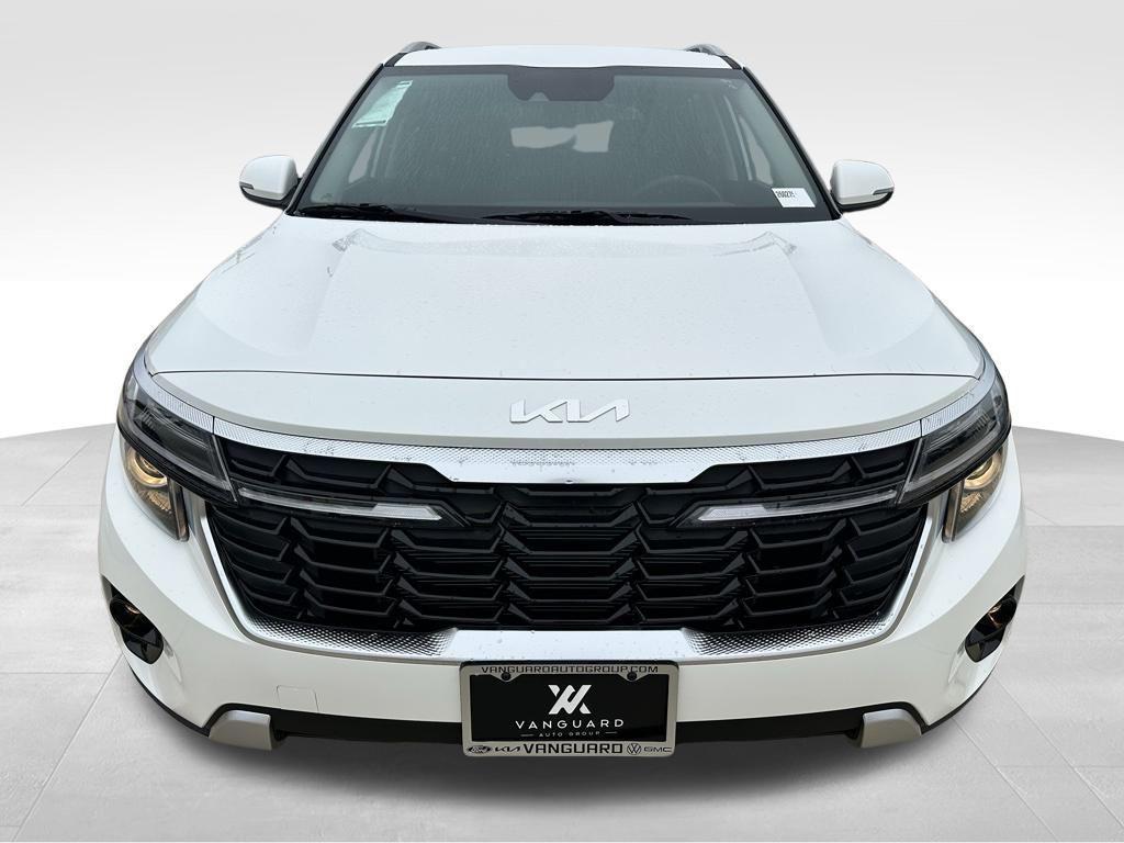 new 2026 Kia Seltos car, priced at $25,707