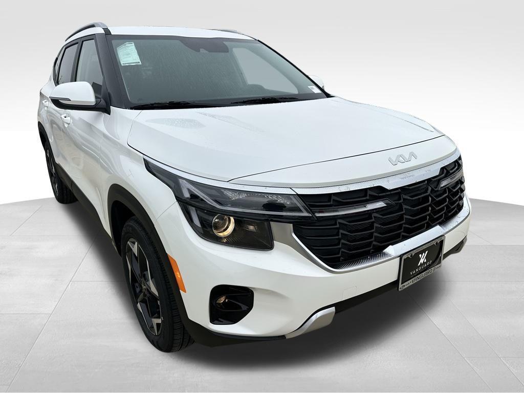 new 2026 Kia Seltos car, priced at $25,707