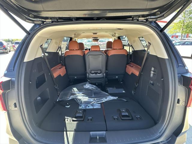 new 2026 Kia Carnival car, priced at $43,385