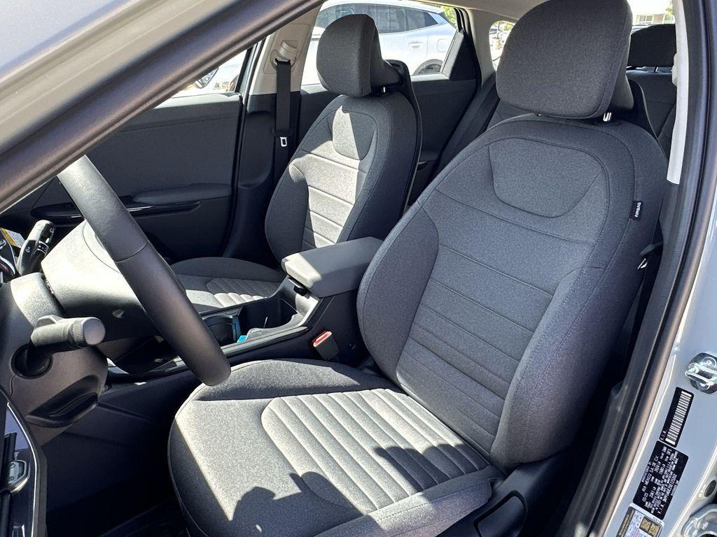 new 2025 Kia K4 car, priced at $23,558