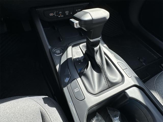 new 2025 Kia K4 car, priced at $22,907