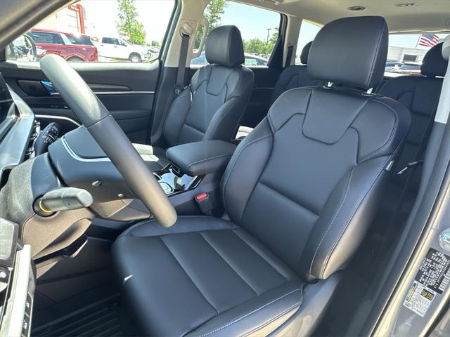 new 2025 Kia Telluride car, priced at $40,825