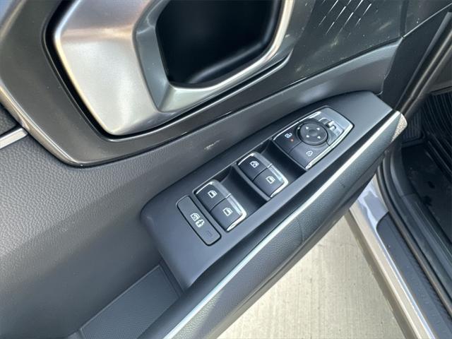 new 2025 Kia Sorento car, priced at $34,609