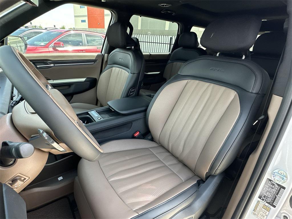 new 2026 Kia EV9 car, priced at $69,180