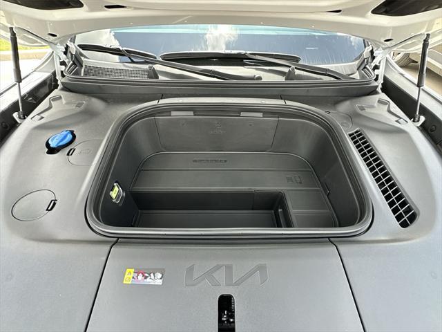 new 2026 Kia EV9 car, priced at $70,180