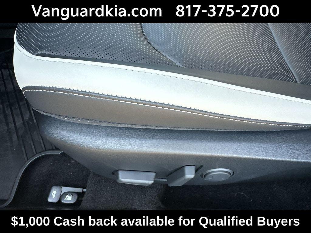 new 2025 Kia K4 car, priced at $27,094