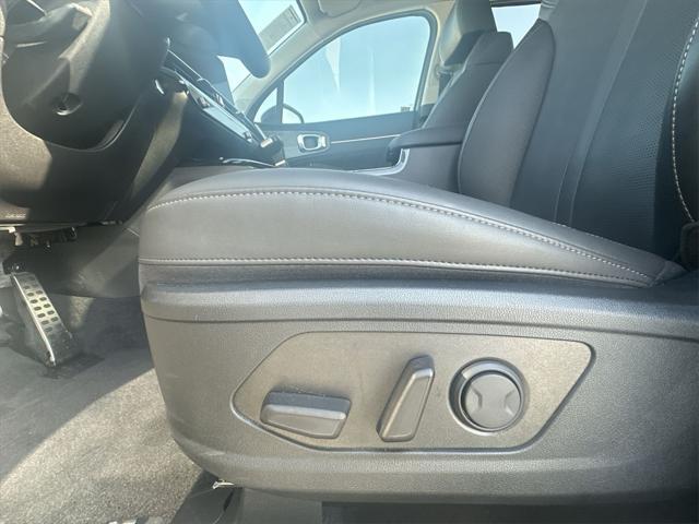 used 2024 Kia Sorento car, priced at $40,875