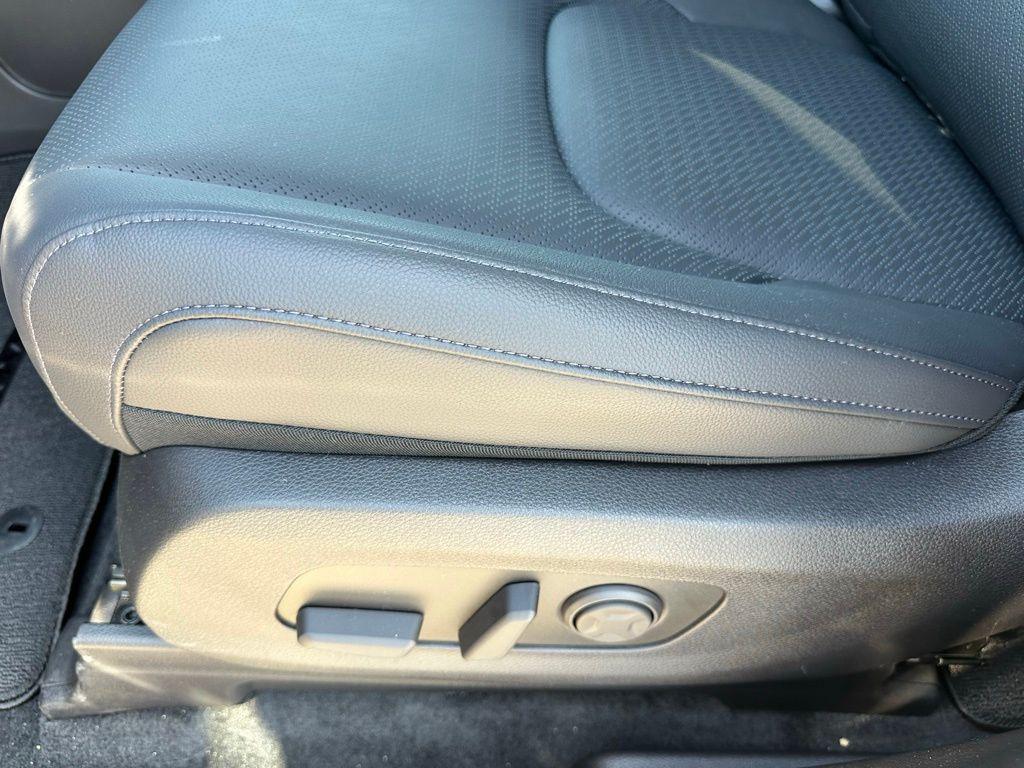 new 2026 Kia Carnival car, priced at $49,688