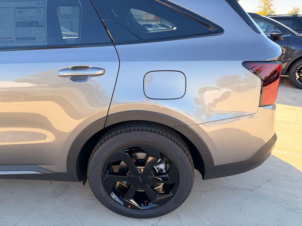 new 2026 Kia Sorento Hybrid car, priced at $45,602