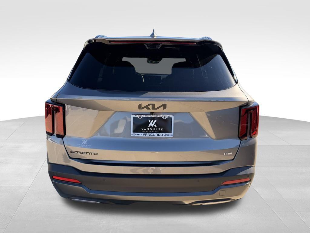 new 2026 Kia Sorento Hybrid car, priced at $45,602