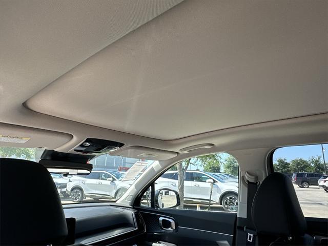 new 2025 Kia Sorento car, priced at $34,472