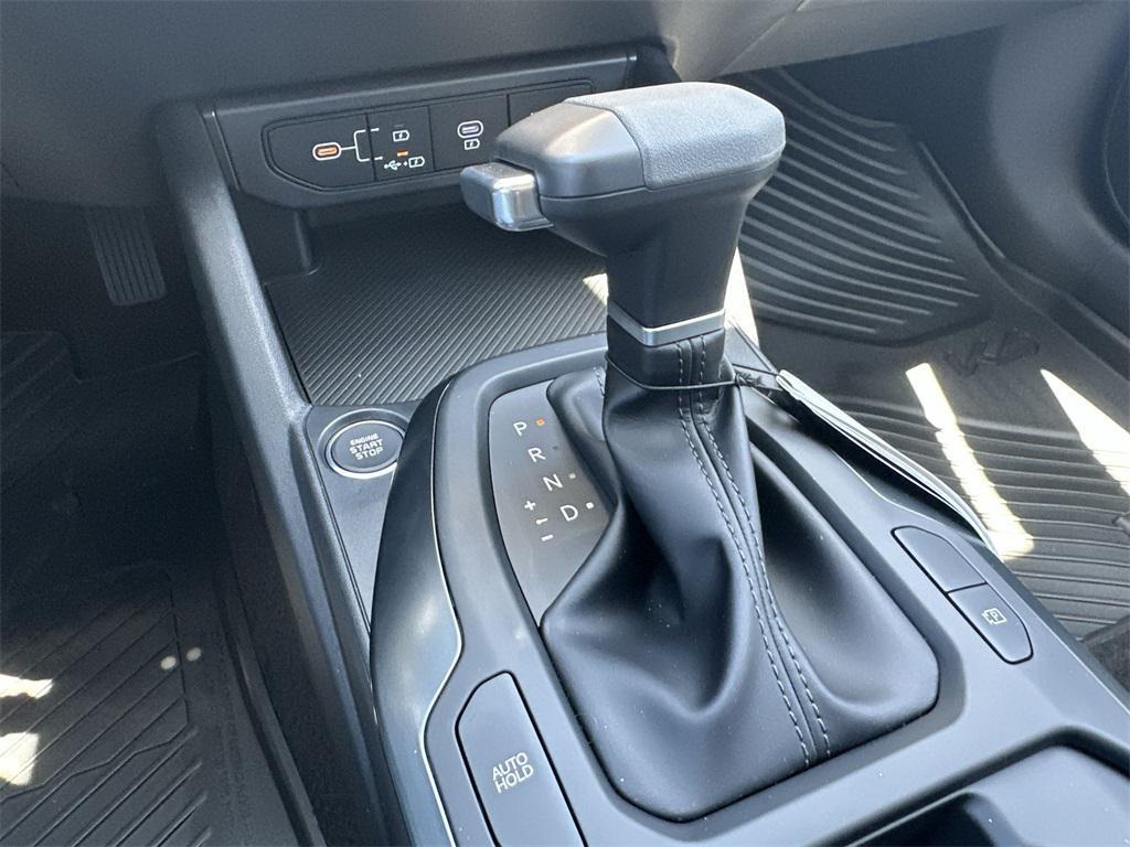 new 2025 Kia K4 car, priced at $22,457