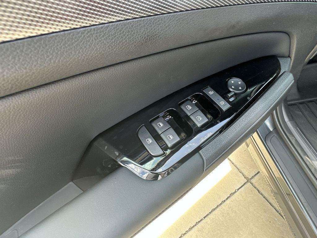 new 2025 Kia Sportage Hybrid car, priced at $36,188