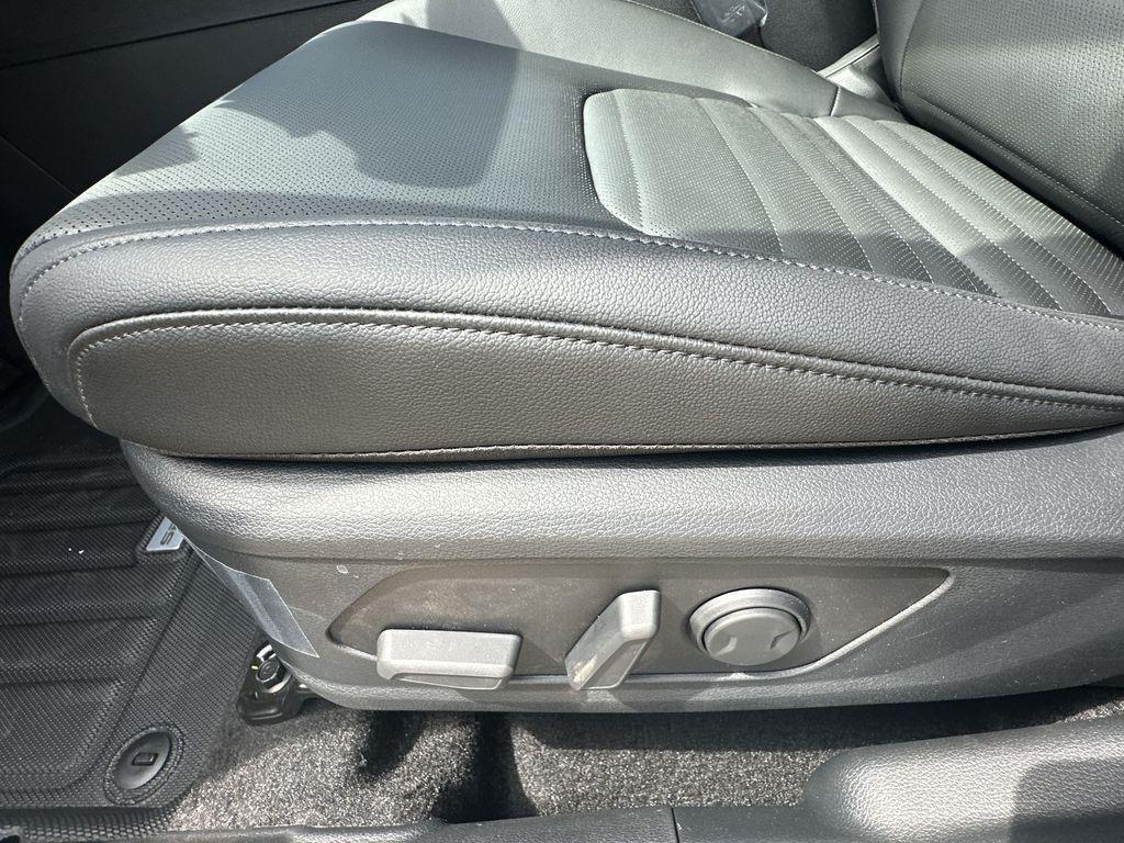 new 2025 Kia Sportage Hybrid car, priced at $36,188