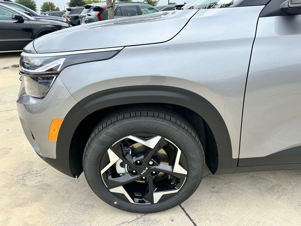 new 2026 Kia Seltos car, priced at $25,329