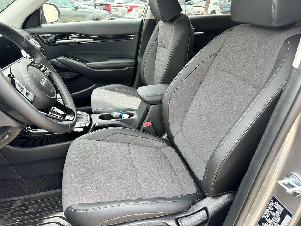 new 2026 Kia Seltos car, priced at $25,329
