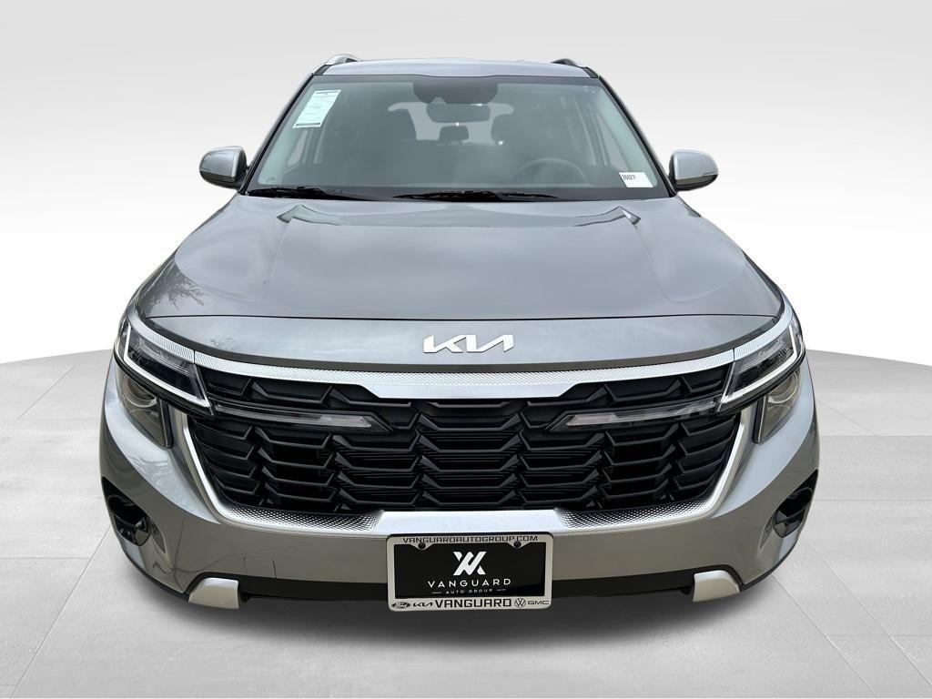 new 2026 Kia Seltos car, priced at $25,329