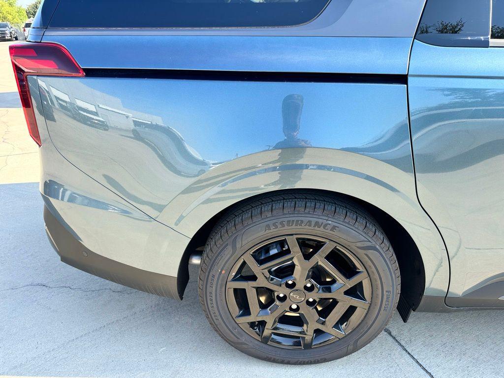 new 2026 Kia Carnival car, priced at $52,168