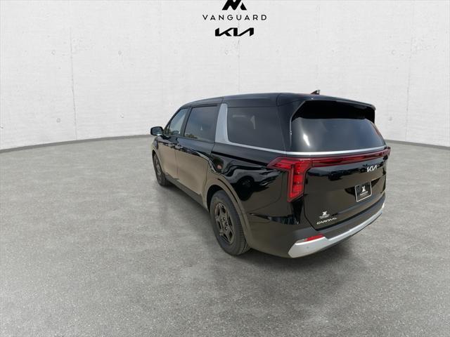 new 2025 Kia Carnival car, priced at $38,654