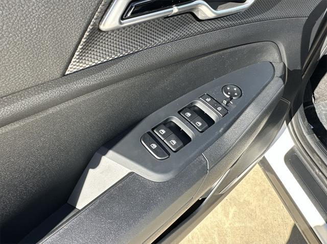new 2025 Kia Sportage car, priced at $26,805