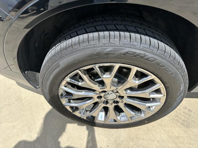 used 2019 Cadillac XT5 car, priced at $19,212